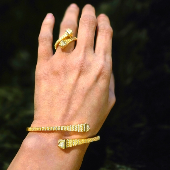 Dubai Jewelry Jewelry - 21kgp Dubai Jewelry - Elegant Gold-Tone Jewelry Set